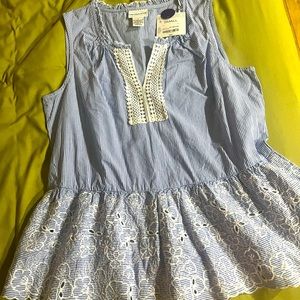 Liz Claiborne Woman’s Small Blouse